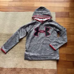 美品UNDER ARMOUR 起毛パーカー160 アンダーアーマー