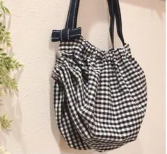 グラニーエコバッグ　ギンガムチェック・ブラック キュートなリボン付き