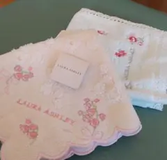 新品ローラアシュレイハンドタオル