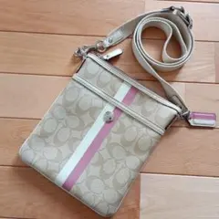 COACH シグネチャー ショルダーバッグ ピンクのサムネイル