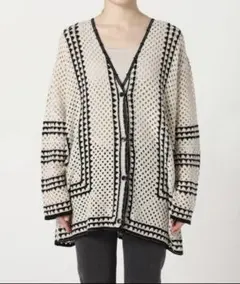 クロシェラインVネックカーディガン