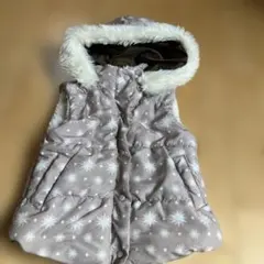 雪の結晶柄ファー付きダウンベスト 110 西松屋　未使用　記名あり　裏起毛