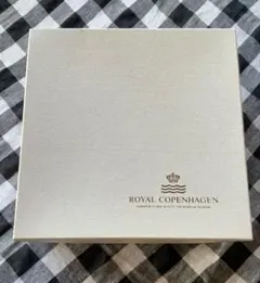 ロイヤルコペンハーゲン箱のサムネイル