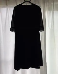 ブラックフォーマルワンピース　　洋服の青山