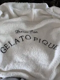 gelato pique ジェラピケ　ホワイト バスローブ