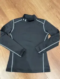 Under Armour ハイネックシャツ 黒
