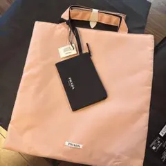 新品【PRADA BEAUTY】バースデーギフト マチ付トートバッグ - メルカリ