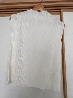 Petit Fleur ノースリーブトップス