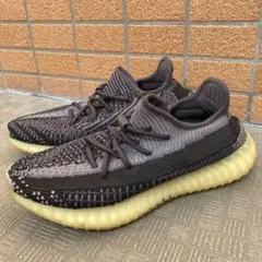 アディダス イージーブースト350 V2 カーボン