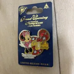 上海ディズニーランド　グランドオープニング限定ピン　ミニーのサムネイル
