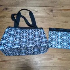 LeSportsacハンドバック ポーチ付き