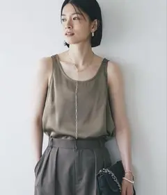 美品【RIVE DROITE】サテンタンク　ブラック