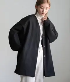 ノーカラーカットメルトンミドルコート