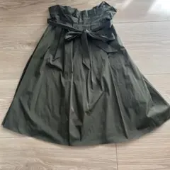 ZARA カーキ色 スカート L 사이즈