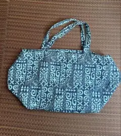 Item thumbnail for item 9100ee5d-f1c5-4ffb-b2bb-da465859e806