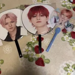 treasure ヨシ　うちわ　光うちわ　ペンミ　reboot