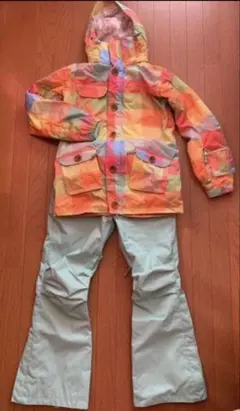 マルチカラーチェック柄スノーボードウェアセット