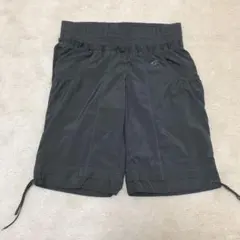 adidas ショートパンツ 膝上 グレー Sサイズ