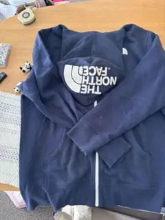 THE NORTH FACE ネイビー フード付きパーカー