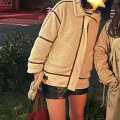 アイボリー ボアジャケット フロントポケット付き