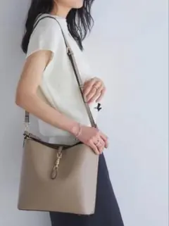 VIS 【2WAY】 3層ワンショルダーホーボーバッグのサムネイル