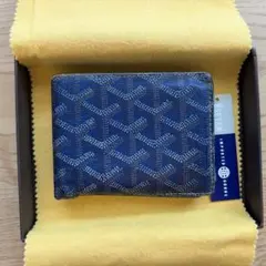 【大幅値下げ】GOYARD 二つ折り財布 ネイビー　ゴヤールのサムネイル