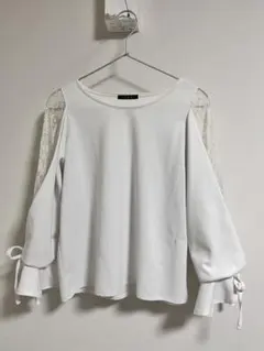 【INGNI】 トップス 白 オフショル レース