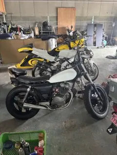 ホンダ CB250TLA Lバブのサムネイル