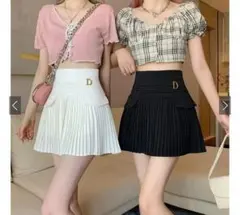 Dロゴ付きホワイトプリーツスカート　スナ系　量産　清楚 ダーリッチけい