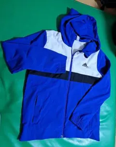 adidas ウィンドブレーカー ピステ