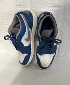 ナイキ エア ジョーダン 1 ロー "トゥルー ブルー スニーカー NIKEのサムネイル