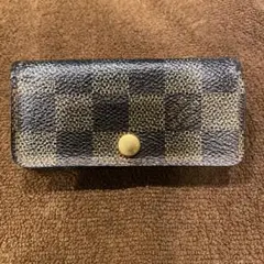 LOUIS VUITTON 4連キーケース ダミエ エベヌ ミュルティクレ4