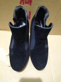 ハイヒールショートブーツ