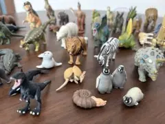 恐竜と動物のフィギュアセット 約45体