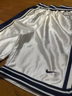 ヴィンテージ　NIKE バスケパンツのサムネイル