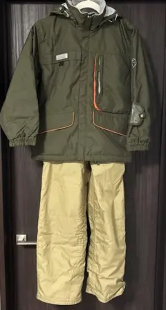 子ども用スノーボードウェアセット　140