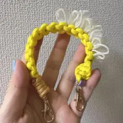 パラコート　マクラメ　約25cm携帯ケース ショルダー　ハンドストラップ