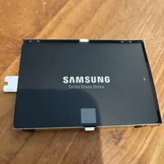 Samsung 860 EVO 500GB SSD 本体のサムネイル