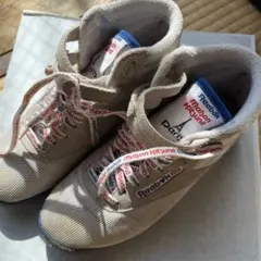 Reebok ×Maison KITSUNE FREE STYLE HIのサムネイル