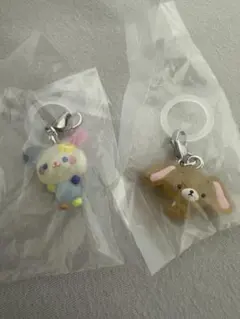 サンリオキャラクターズ　ゆるっとめじるしアクセサリー ウサハナ くろうさ