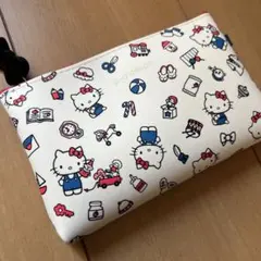 Hello Kitty キャラクター柄ポーチ 中型
