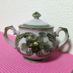 Item thumbnail for item ff481c00-9ef1-43ba-bbd3-4de7f6b9a57d