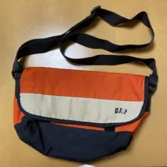 GAP kids ギャップキッズ　ショルダーバッグ