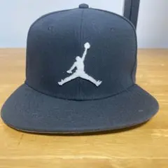 Jordan ブラック スナップバックキャップ