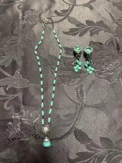 ターコイズ ネックレスとイヤリングセット