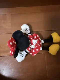 ディズニー　肩のせぬいぐるみ ミニー　ミニーマウス