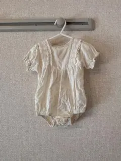 80cm teteatete しまむら　バースデー　フリルロンパース