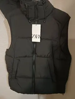 ZARA ブラック ダウンベスト フード付き新品未使用