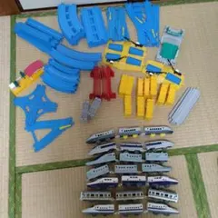 プラレール 車両セットとレール多数