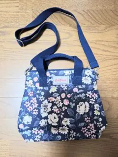 Cath Kidston フラワーショルダーバッグ ネイビー